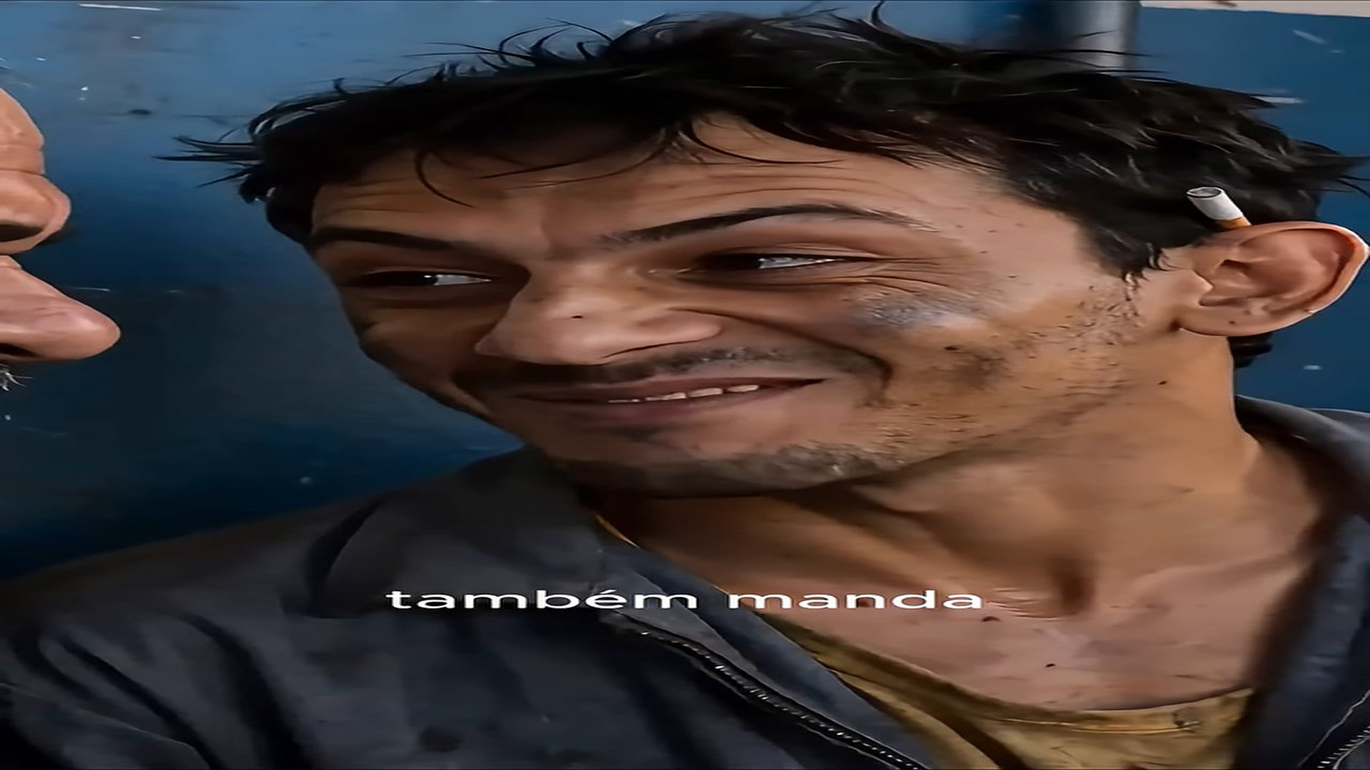 Parte 2 : D3010153_Sendo a única mulher na oficina, ela demonstrou sua competência ao reso_part 2